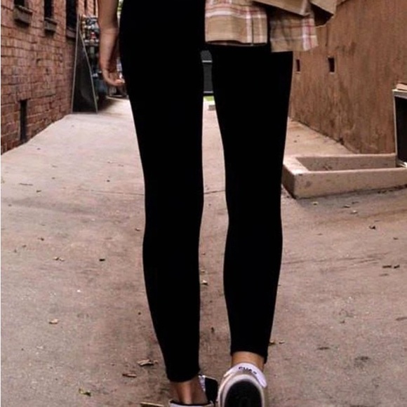 Ripped leggings! - Picture 4 of 4